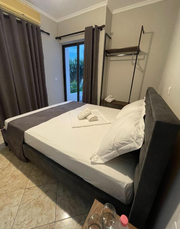 Villa Balbi 34 Sarandë Quarto foto
